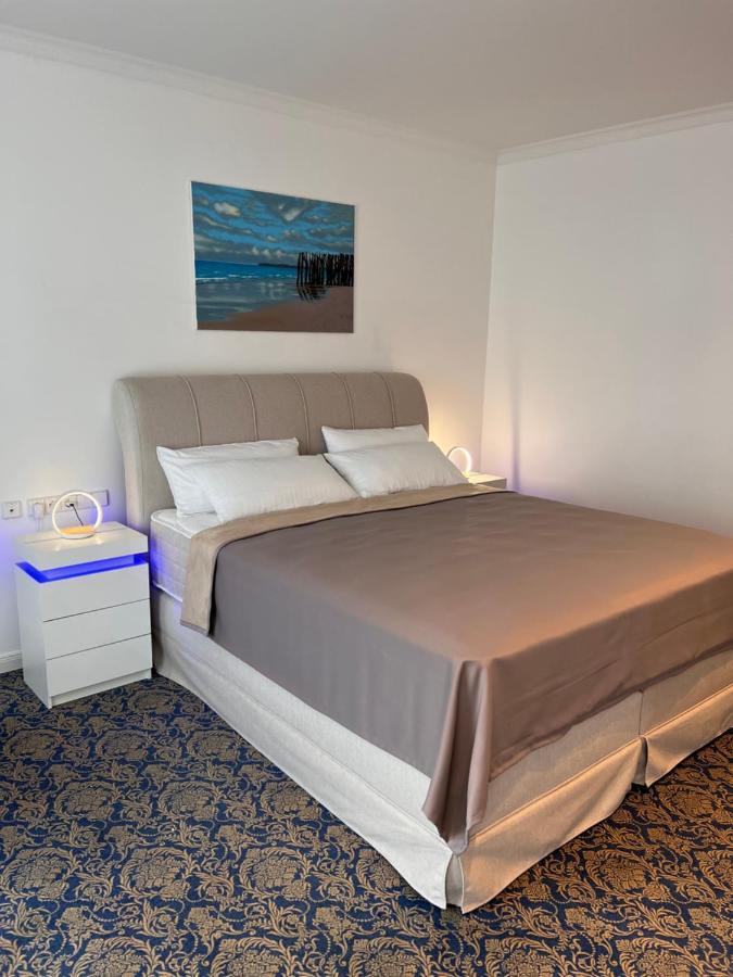 Art Hotel House One Baden-Baden Ngoại thất bức ảnh