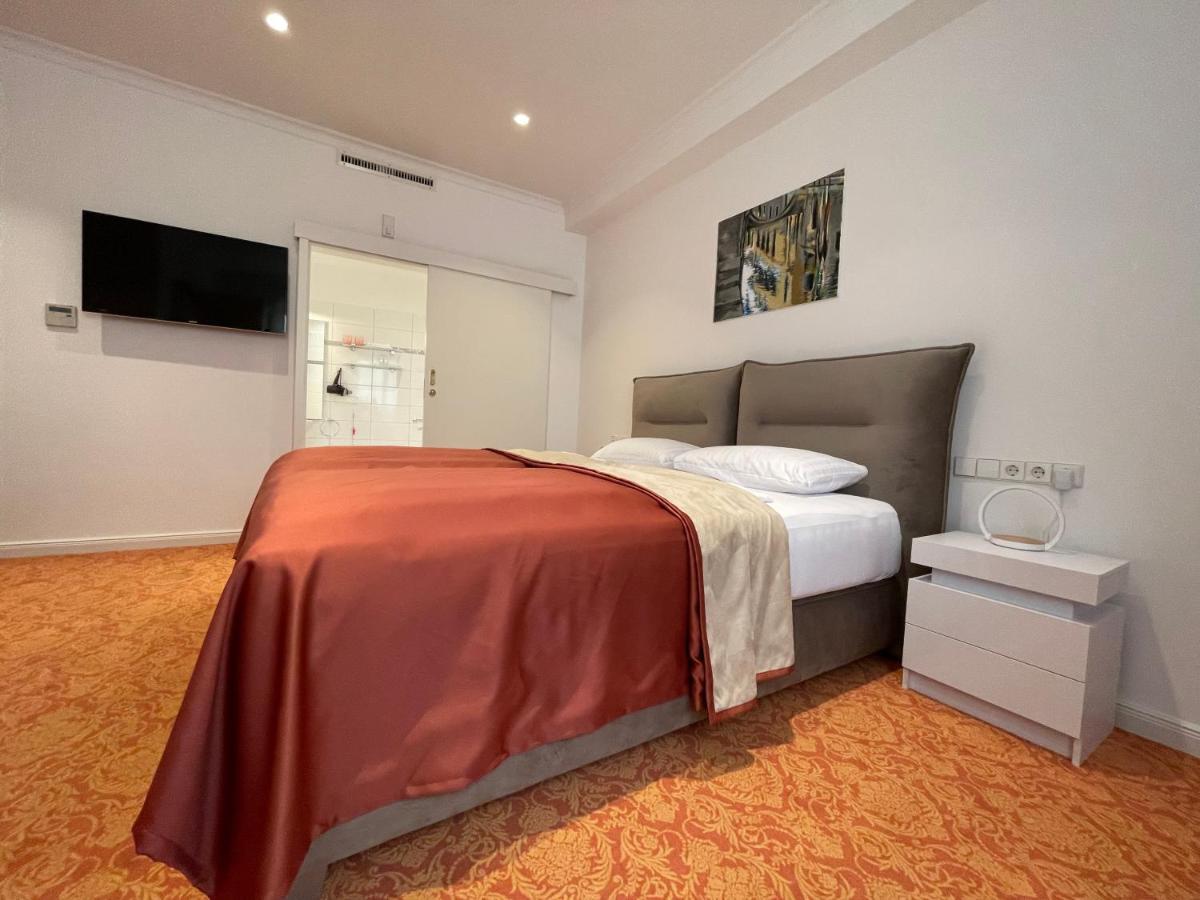 Art Hotel House One Baden-Baden Ngoại thất bức ảnh