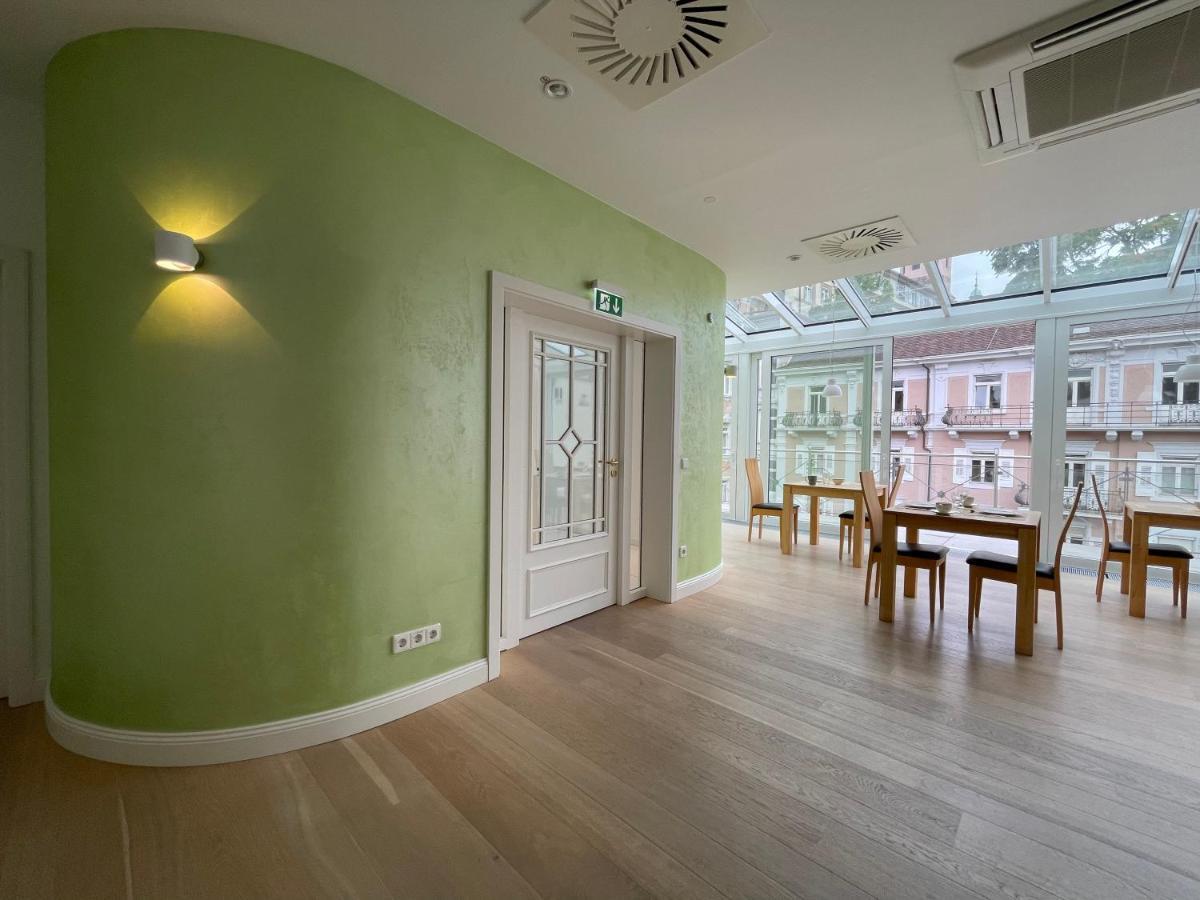Art Hotel House One Baden-Baden Ngoại thất bức ảnh