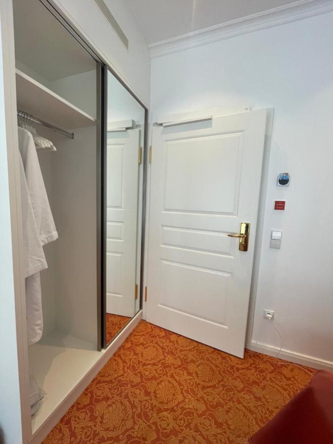 Art Hotel House One Baden-Baden Ngoại thất bức ảnh