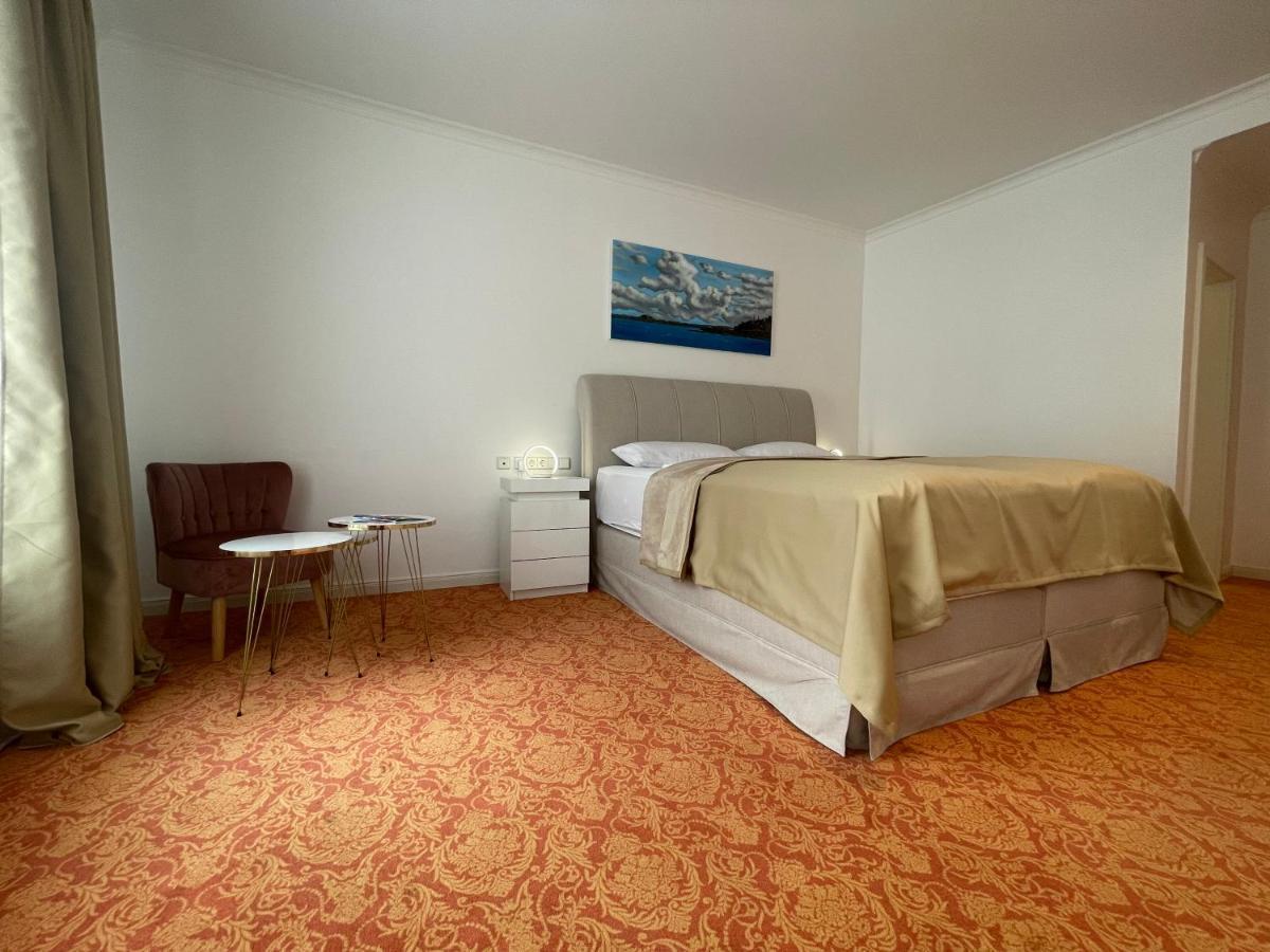 Art Hotel House One Baden-Baden Ngoại thất bức ảnh