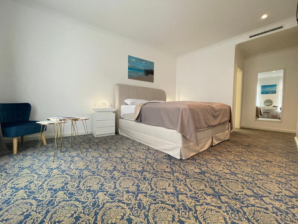 Art Hotel House One Baden-Baden Ngoại thất bức ảnh
